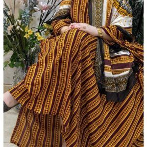 ثوب الأصفر والماهرون اللون مصنوع من القطن بتصميم جميل مطبوع عليه شيلة مطابقة مخيطة على الطراز الظفاري