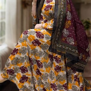 ثوب متعدد الألوان مصنوع من القطن بتصميم جميل مطبوع بشيلة متناسقة ومخيطة على الطراز الظفاري