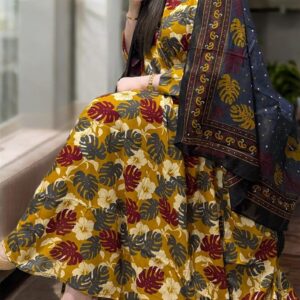 ثوب متعدد الألوان مصنوع من القطن بتصميم جميل مطبوع بشيلة متناسقة ومخيطة على الطراز الظفاري