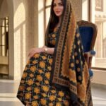 ثوب مصنوع من القطن بتصميم جميل مطبوع عليه شيلة متناسق، متوفر بنمط الظفاري والجلابية
