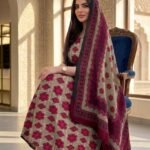 ثوب مصنوع من القطن بتصميم جميل مطبوع عليه شيلة متناسق، متوفر بنمط الظفاري والجلابية